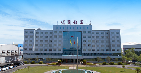 關于明泰